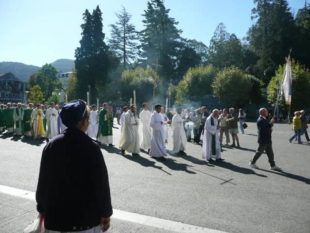 LOURDES 2010   (31).JPG